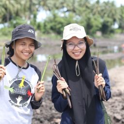 Climate-Smart-Shrimp-credit-Jala.JPG